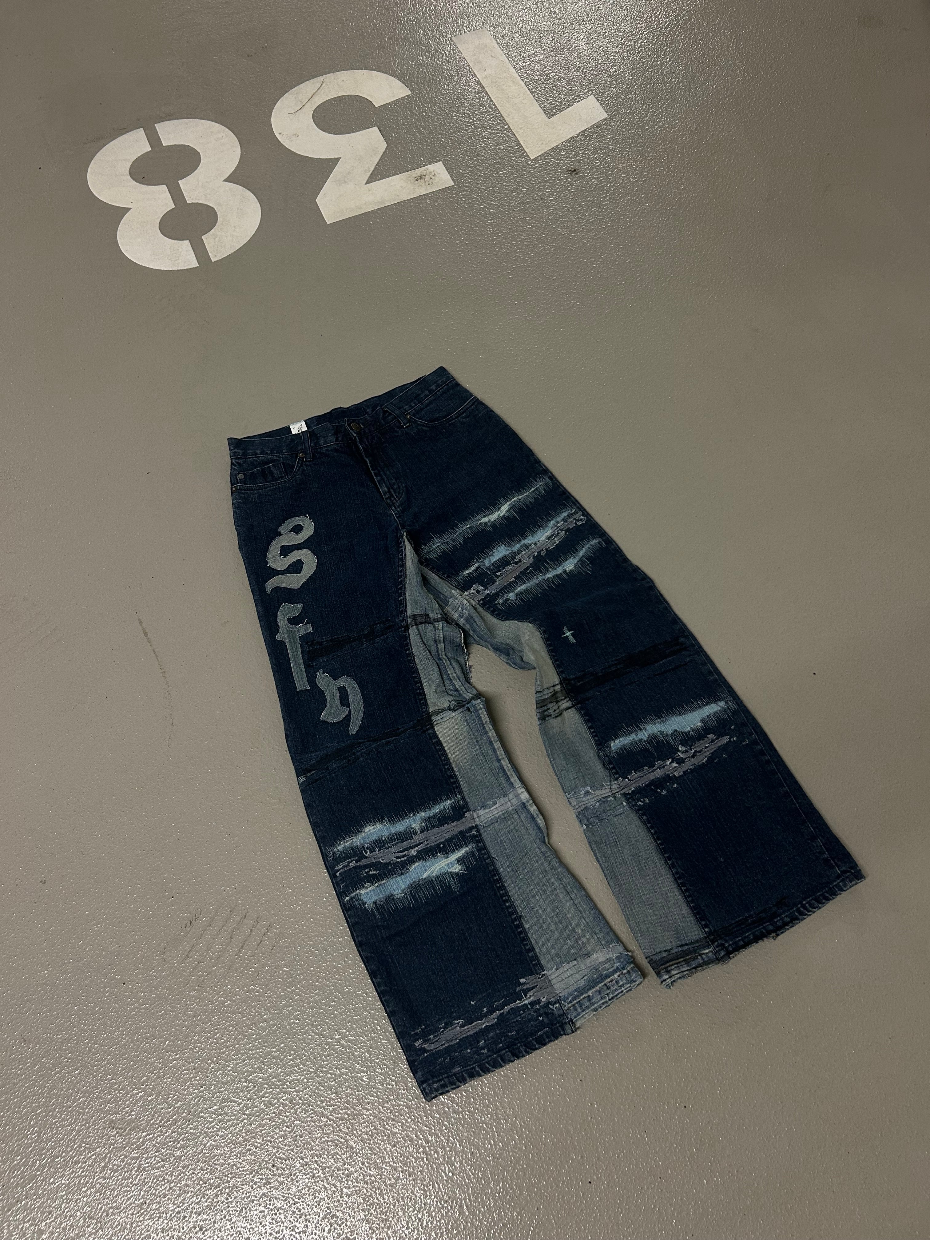 202 SFY REPRESENT JEANS 🪡
