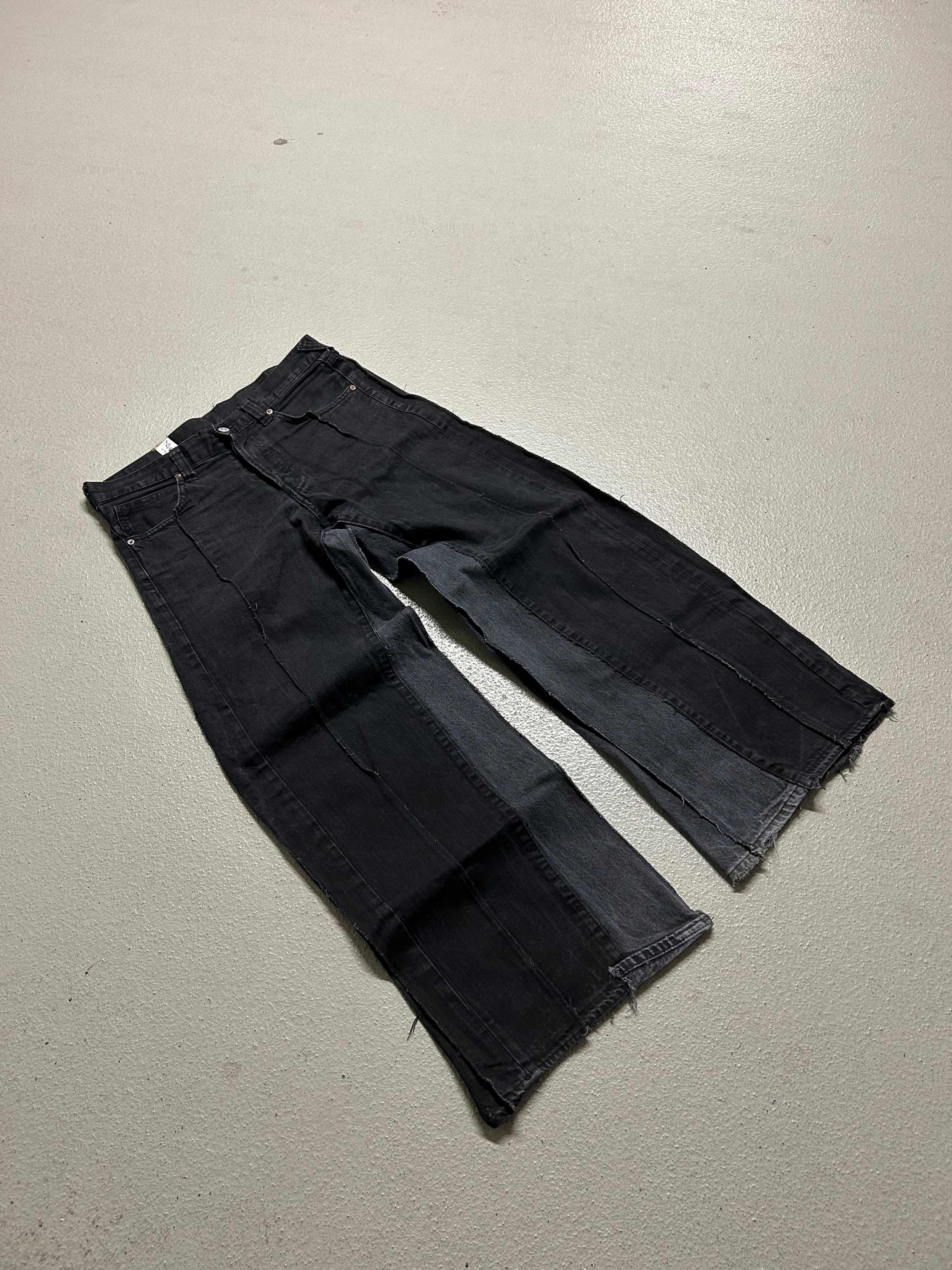 MIDNIGHT SHADOW SFY JEANS 🪡💻