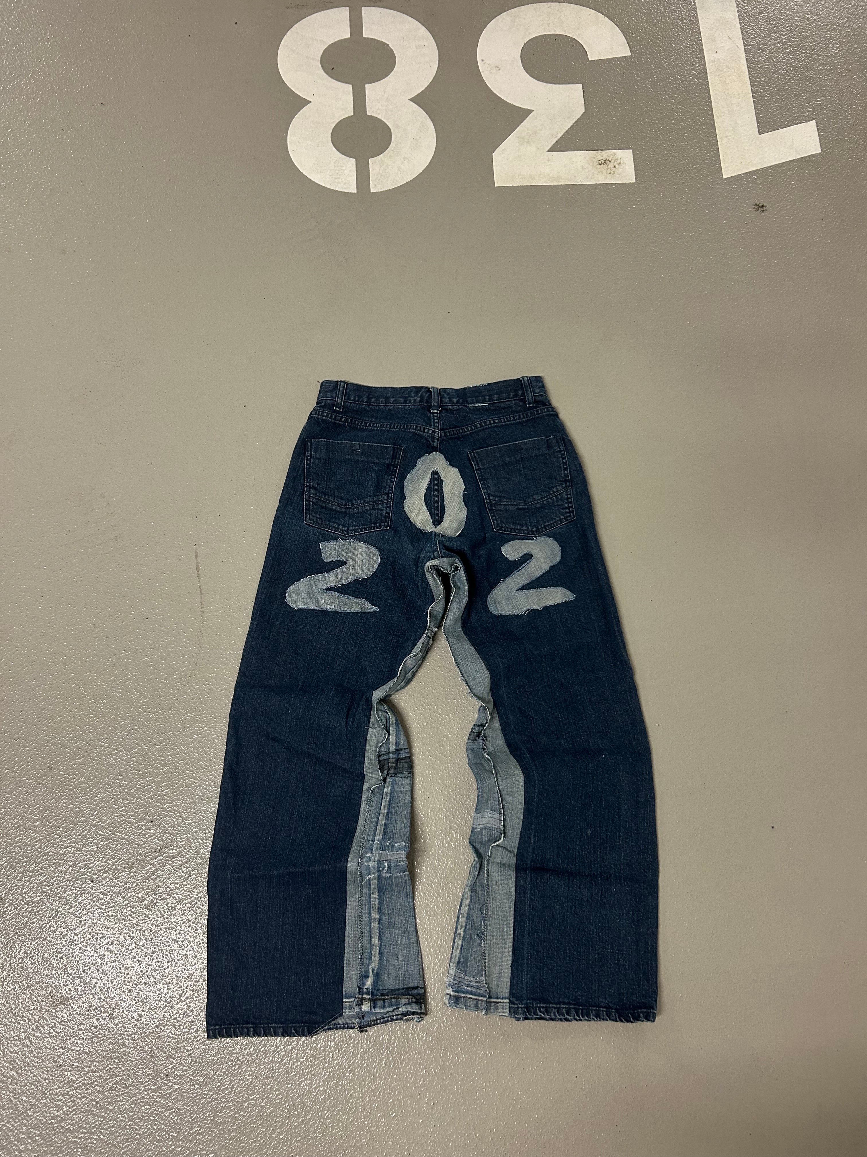 202 SFY REPRESENT JEANS 🪡