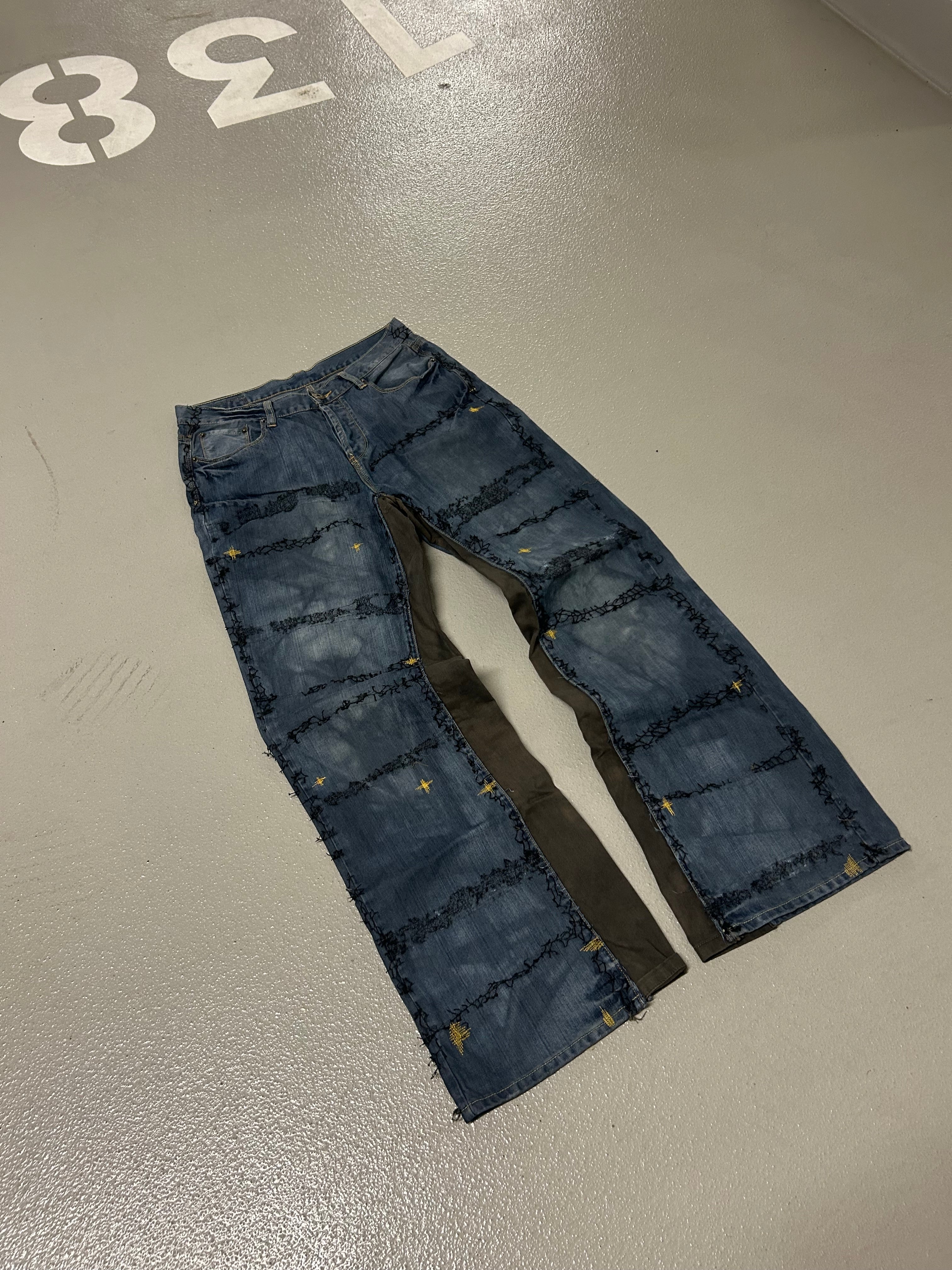 202 CHAOS JEANS 🪡